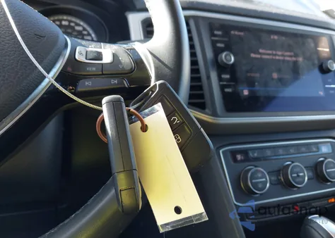 2019 Volkswagen Atlas 3.6L V6 Se W/Technology z USA, uszkodzony, nr VIN 1V2UR2CA8KC581156